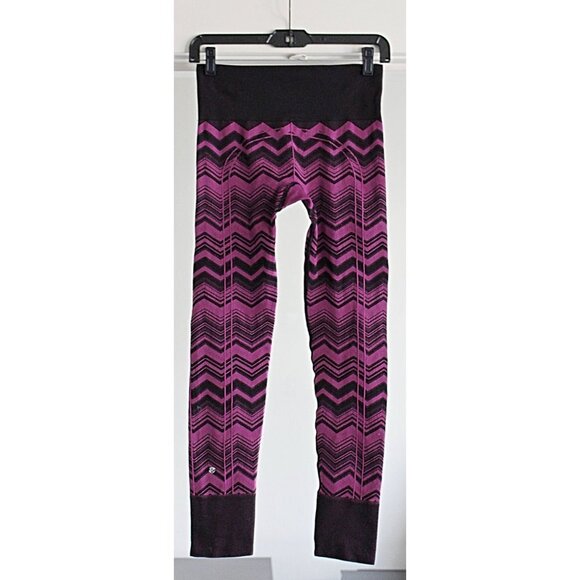 Lululemon - Ebb to Street Chevron Seamless Leggings - Regal Plum - sz 6 or 8 - Picture 7 of 8